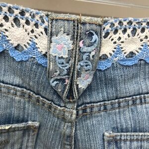Beautiful Embroidery!  French denim capris (bought in Paris!) NafNaf size 38